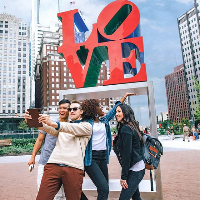 Escultura LOVE no LOVE Park, Filadélfia, Pensilvânia