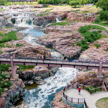 Vista aérea de Falls Park em Sioux Falls, Dakota do Sul