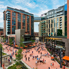 Complexo de entretenimento McGregor Square no centro de Denver, Colorado