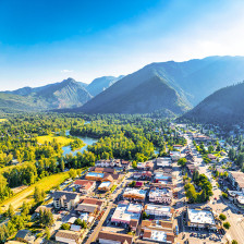 Vista aérea de Leavenworth, Washington, em estilo bávaro